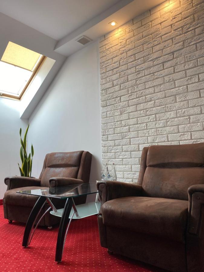 Hotel Marand Zaczernie Extérieur photo